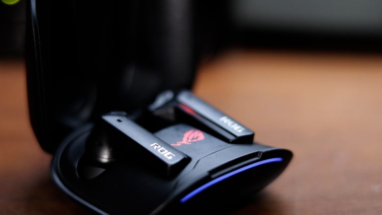 圧倒的な没入感！「ASUS ROG CETRA TRUE WIRELESS」をレビュー